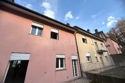 Casa in vendita, Via Provinciale snc, Castiglione dei Pepoli