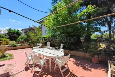 Villa Plurifamiliare in vendita, Via delle Vigne di Morena, Roma