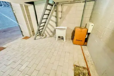 Box in vendita, Via dell'Acquedotto del Peschiera, Roma