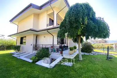 Villa in vendita, Via Pio XII, Avezzano