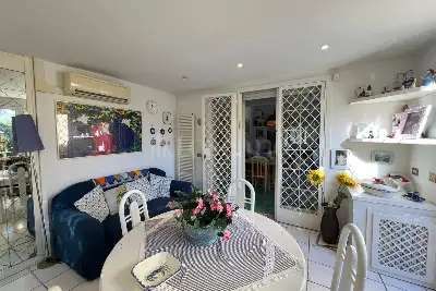 Villa Bifamiliare in vendita, Via Giulianova, Fiumicino