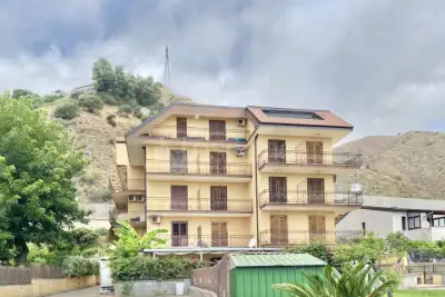 Casa in vendita, via Nuova, Letojanni