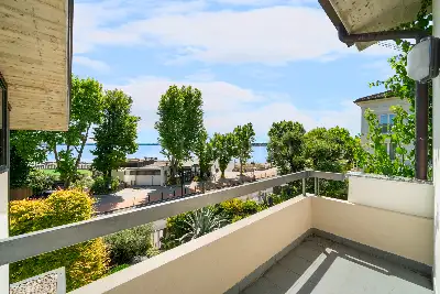Villa in vendita, LUNGOLAGO CESARE BATTISTI, Desenzano del Garda