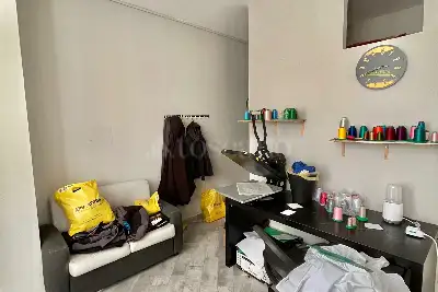 Negozio in affitto, Via Ferriera, Atripalda