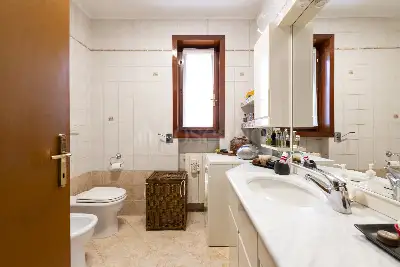 Casa in vendita, Via Adelaide Coari, Milano