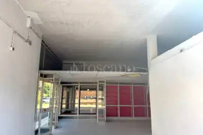 Negozio in affitto, Via del Ponte delle Sette Miglia, Roma
