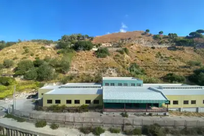 Magazzino in vendita, Via Comunale Catarratti, Messina