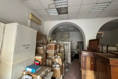 Negozio in affitto, Via Giovanni da Castel Bolognese, Roma