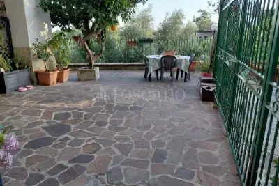 Casa Indipendente in vendita, Via Calabria, Sezze