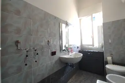 Casa in vendita, Via Umberto Grosso, Roma