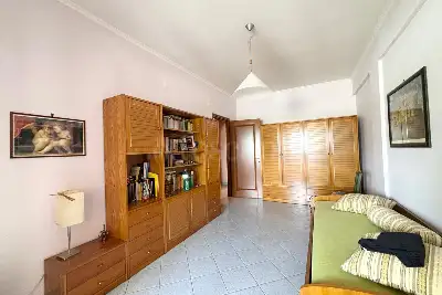 Casa in vendita, Via Carlo Avolio, Roma