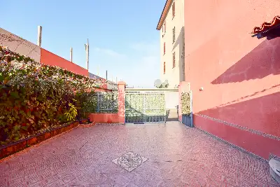 Casa in vendita, Via Mario Bertolone, Como