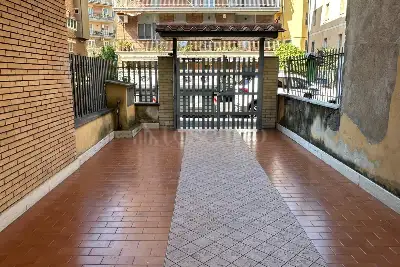 Casa in vendita, Via degli Ontani, Roma