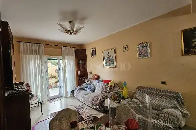 Casa in vendita, Via Svezia, Pomezia