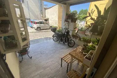 Villino a Schiera in vendita, Via Pistoiese, Campi Bisenzio