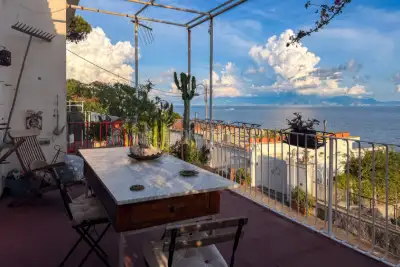 Casa in vendita, Via Marechiaro, Napoli