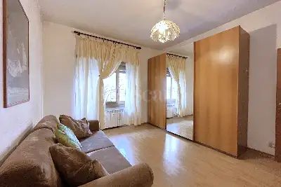 Casa in vendita, Via Caprese, Roma