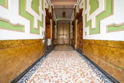 Casa in vendita, Viale Certosa 16, Milano