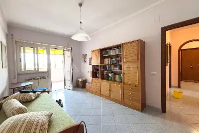 Casa in vendita, Via Carlo Avolio, Roma