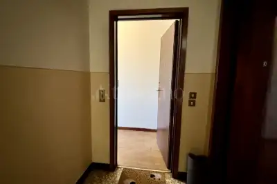 Casa in vendita, Via Enrico Ferri, Brescia
