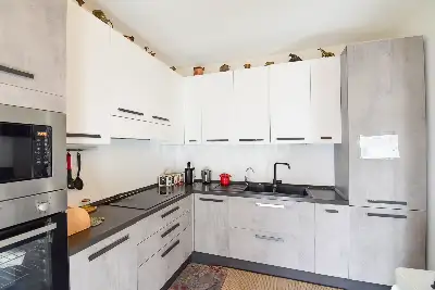 Casa in vendita, Viale Giulio Cesare, Como