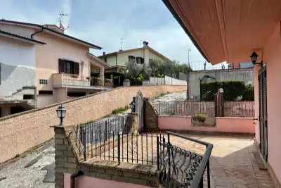 Villa Plurifamiliare in vendita, Via A. Aleardi, Mentana