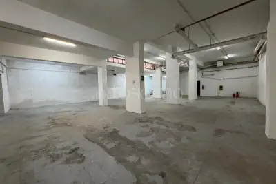 Magazzino in vendita, Via Arturo Graf, Palermo