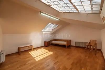 Villa in vendita, Via Torre Pellice, Roma