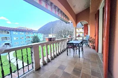 Villa in vendita, Via F. Petrarca, Sarezzo