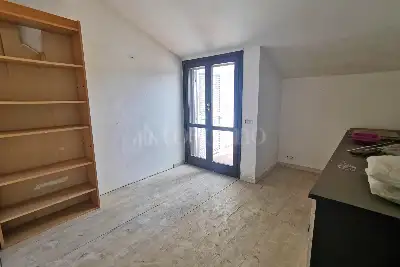 Casa in vendita, via Lisippo, Roma