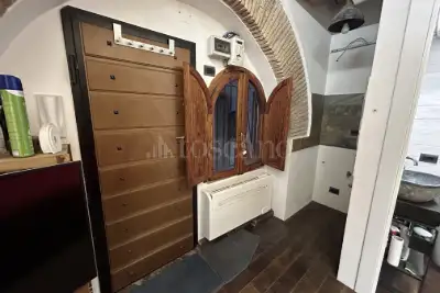 Magazzino in vendita, Vicolo della Torre, Roma