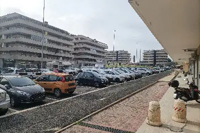 Negozio in vendita, Via Gustavo Cacini, Roma