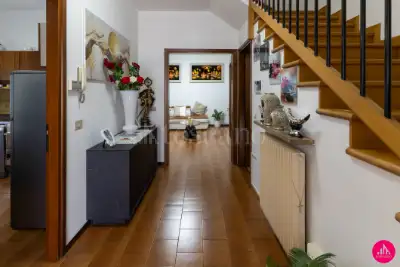 Villino a Schiera in vendita, Viale della Libertà, Pordenone