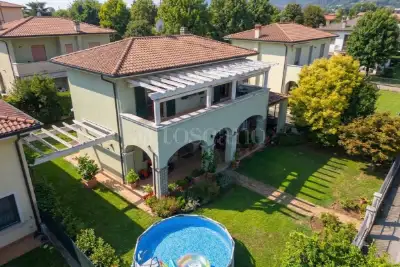 Villa in vendita, Via John Fitzgerald Kennedy, Concesio