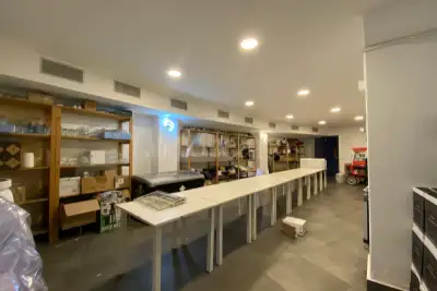 Negozio in vendita, Via Vulcano, Giardini-Naxos