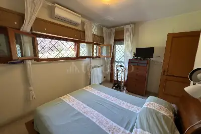 Villa in vendita, via Alessandro Santini,, Roma