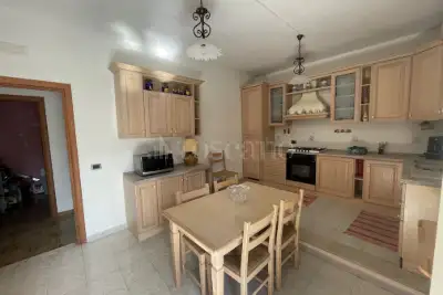 Casa in vendita, via Sarah Ferrati, Palermo
