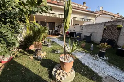 Villa Bifamiliare in vendita, Viale Colle Romito, Ardea