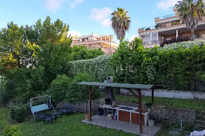 Villa in vendita, via Alessandro Santini,, Roma