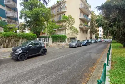 Box in affitto, Via Stefano Jacini, Roma