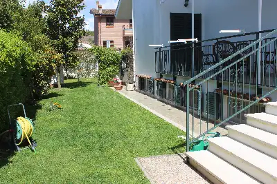 Villa Bifamiliare in vendita, Via Guglielmo Zuelli, Roma