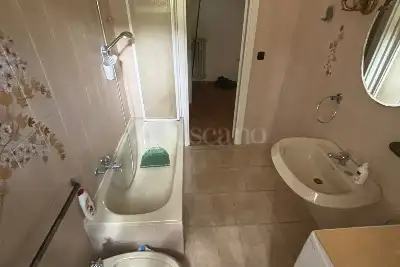 Casa in vendita, Via Francesco Orioli, Bologna