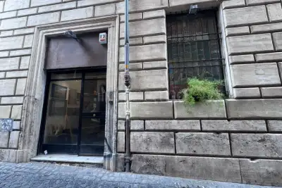 Laboratorio in vendita, Vicolo della Campanella, Roma