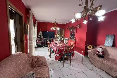 Casa in vendita, Via Giacomo Peroni, Roma