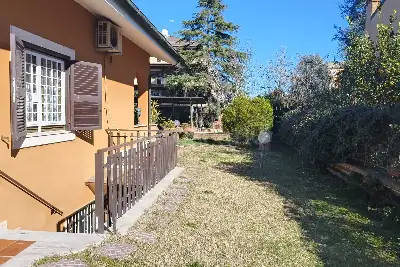 Villa Bifamiliare in vendita, Via delle Vigne di Morena, Roma, Roma