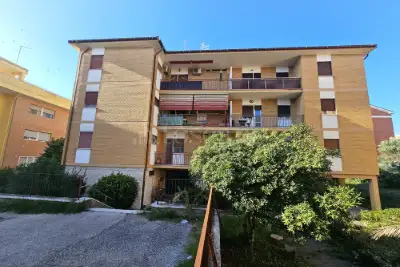 Casa in vendita, Via Varese, Anzio
