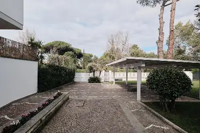 Villa in vendita, Via Eutidemo Di Chio, Roma