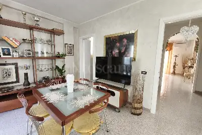 Casa in vendita, Via Francesco Scarafile, Latiano