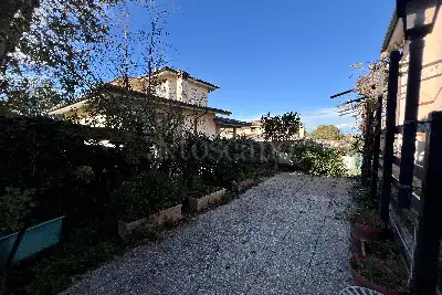 Villa Bifamiliare in vendita, Via Elini, Fiumicino