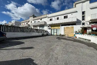 Capannone in affitto, Via Stazione, Ostuni